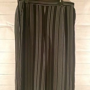 Wide leg crop pants